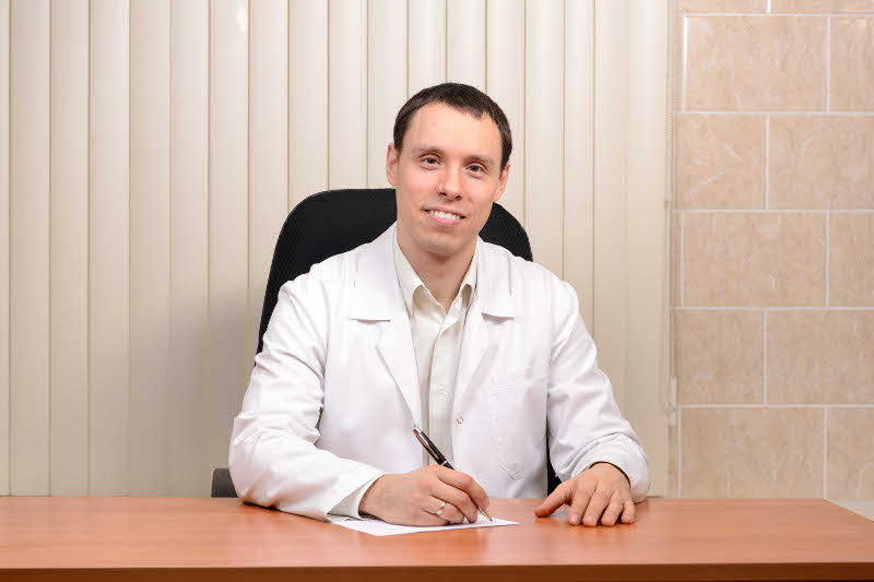 Бейнусов Дмитрий Сергеевич - дерматоонколог, кандидат медицинских наук